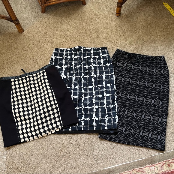 3 size 8 skirt bundle - Picture 1 of 8